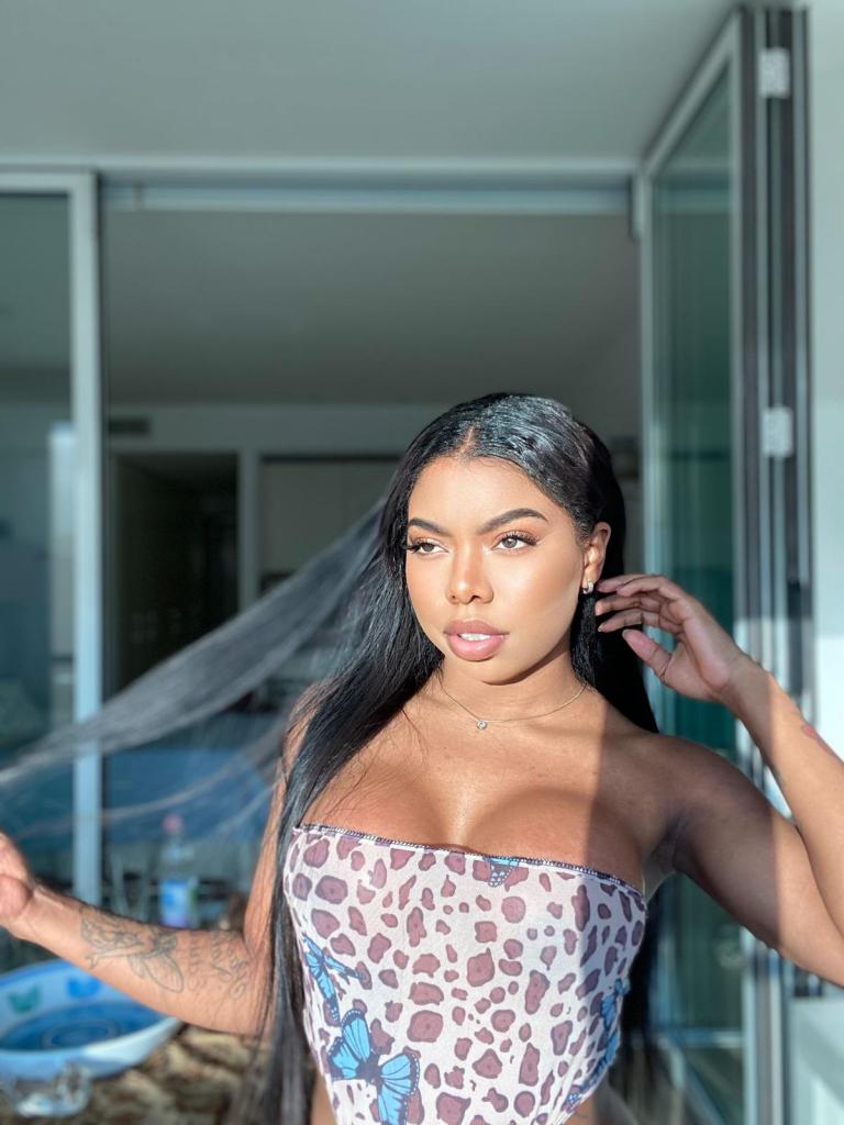 612284305: Chica busca chico en Valencia