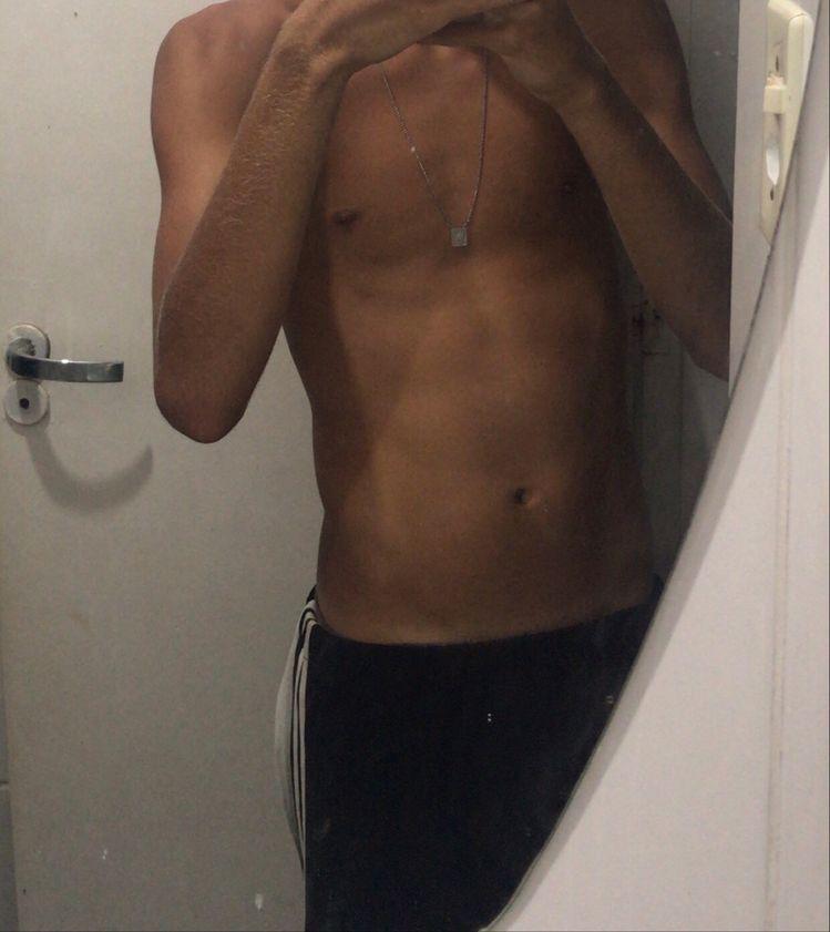 Chico busca chica en Pontevedra: 