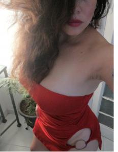 673841435: Chica busca chico en Madrid