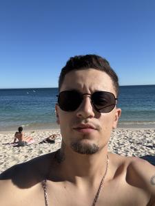 Chico busca chica en Gerona: 