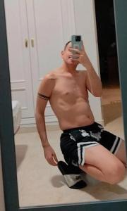 Chico busca chica en Murcia: 