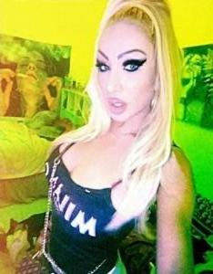 687091191: Transexual en Barcelona