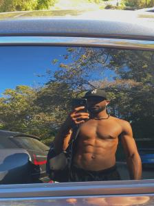 643868997: Chico busca chica en Alicante