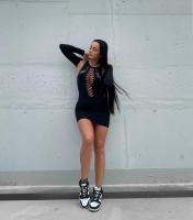 684719637: Chica busca chico en La Coruña