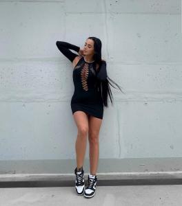 684719637: Chica busca chico en La Coruña