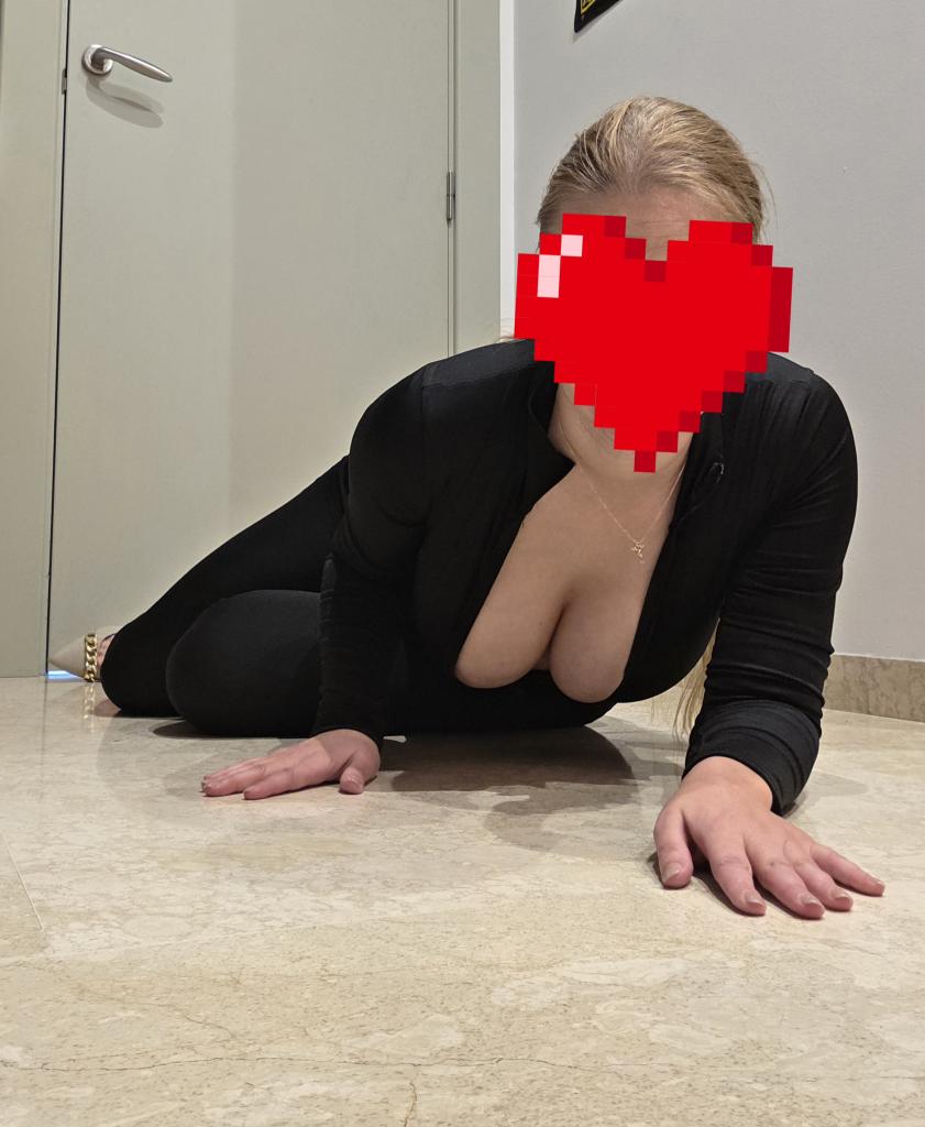 602556595: Chica busca chico en Sevilla