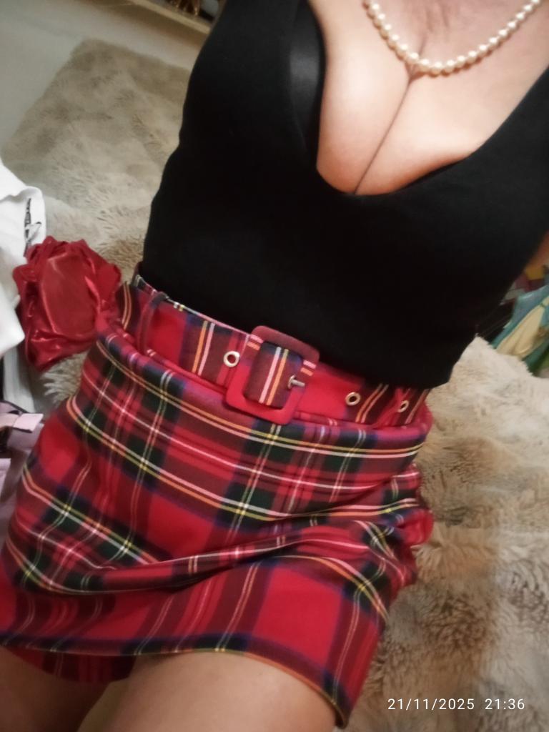 Chica busca chico en Murcia: 