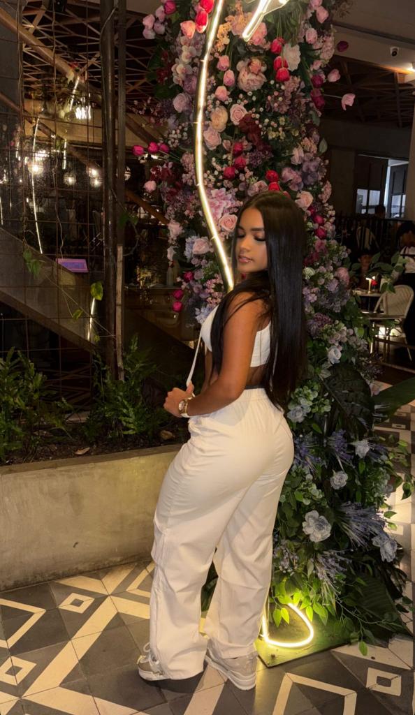 604349076: Chica busca chico en Cáceres