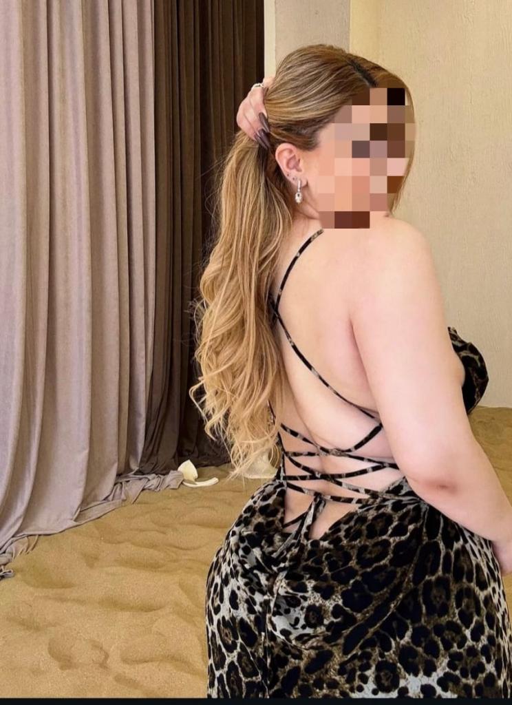 613789529: Chica busca chico en Lugo