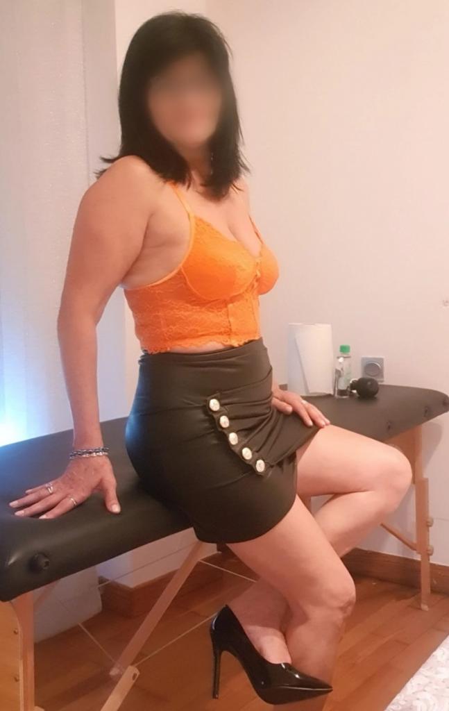 643379012: Chica busca chico en Guipúzcoa