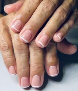 614416369: Chica busca chico en Jaén