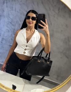 672701708: Chica busca chico en Barcelona