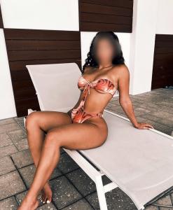 613667497: Chica busca chico en Guipúzcoa
