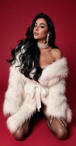 673589487: Chica busca chico en Madrid