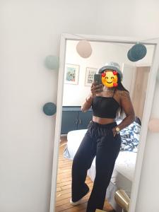 614873379: Chica busca chico en Tarragona