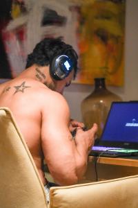 631253830: Chico busca chica en Madrid