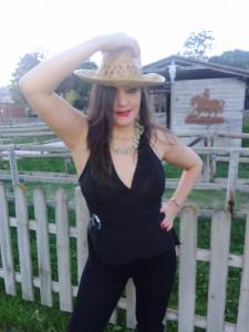 635303303: Chica busca chico en Madrid