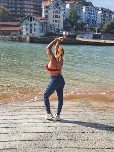 614746121: Chica busca chico en Vizcaya