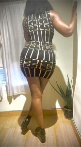 633187070: Chica busca chico en Asturias