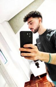 637705099: Chico busca chica en Tarragona