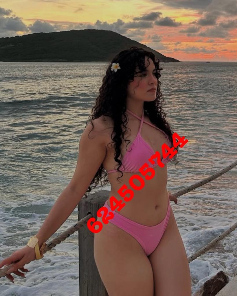 624505744: Chica busca chico en Navarra