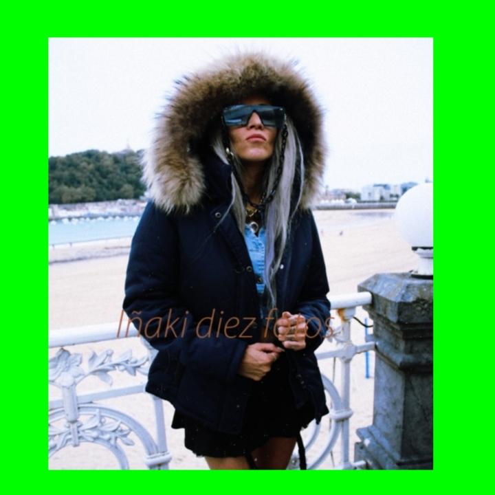 Chica busca chico en La Coruña: Chica busca chico