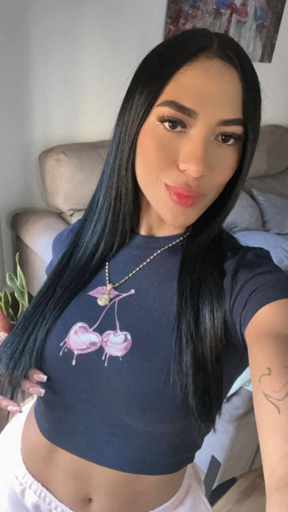 612260762: Chica busca chico en Almería