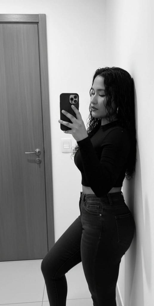 608539318: Chica busca chico en La Rioja