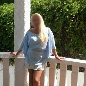 693677594: Chica busca chico en Tarragona