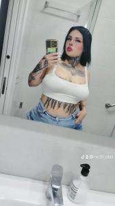 695843883: Chica busca chico en Barcelona
