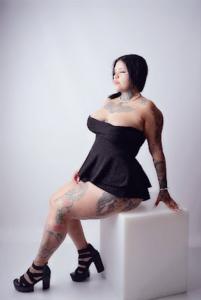 695843883: Chica busca chico en Barcelona