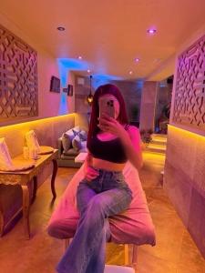 625337102: Chica busca chico en Barcelona