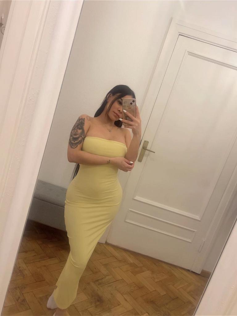 673592075: Chica busca chico en Málaga