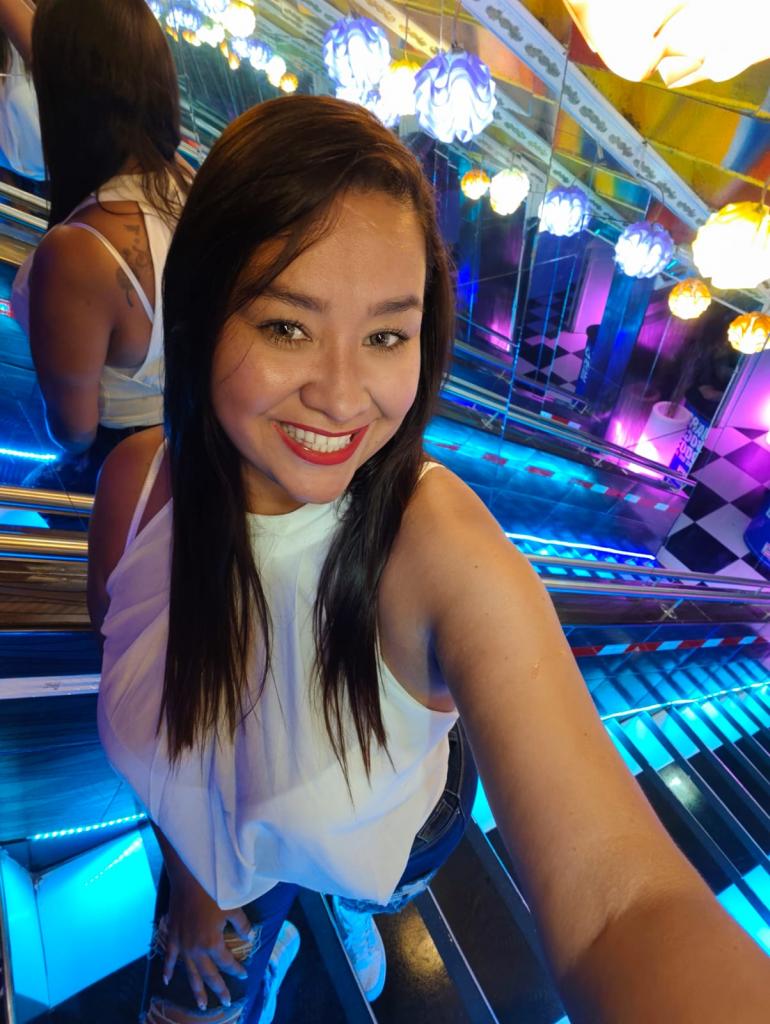 672835430: Chica busca chico en Málaga