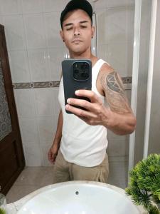 602728723: Chico busca chica en Pontevedra