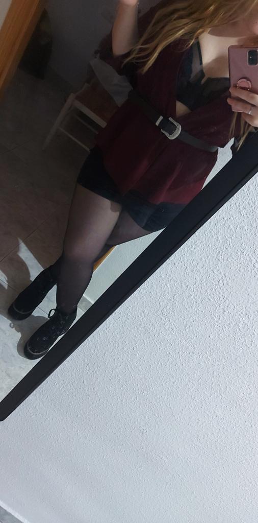 631693168: Chica busca chico en Murcia