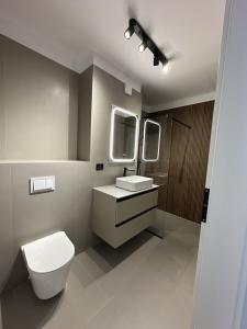 672909983:  en Alicante