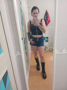 634287277: Chica busca chico en La Coruña