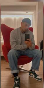 Chico busca chica en Barcelona: 