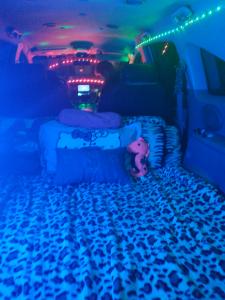 662697246: Chica busca chico en Sevilla