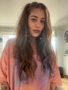 676650201: Chica busca chico en Asturias