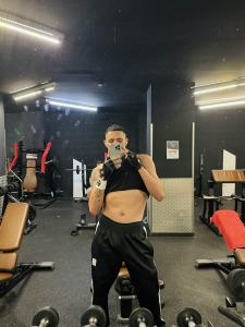 614772935: Chico busca chica en Alicante