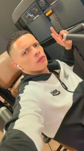 614772935: Chico busca chica en Alicante