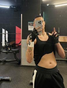 614772935: Chico busca chica en Alicante