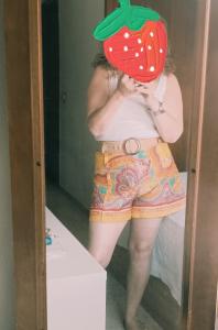602044402: Chica busca chico en Málaga