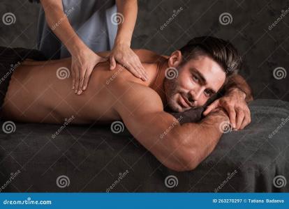 644796357: Chico busca chica en Málaga