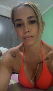 Chica busca chico en Alicante: 