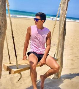 647335856: Chico busca chica en Valencia