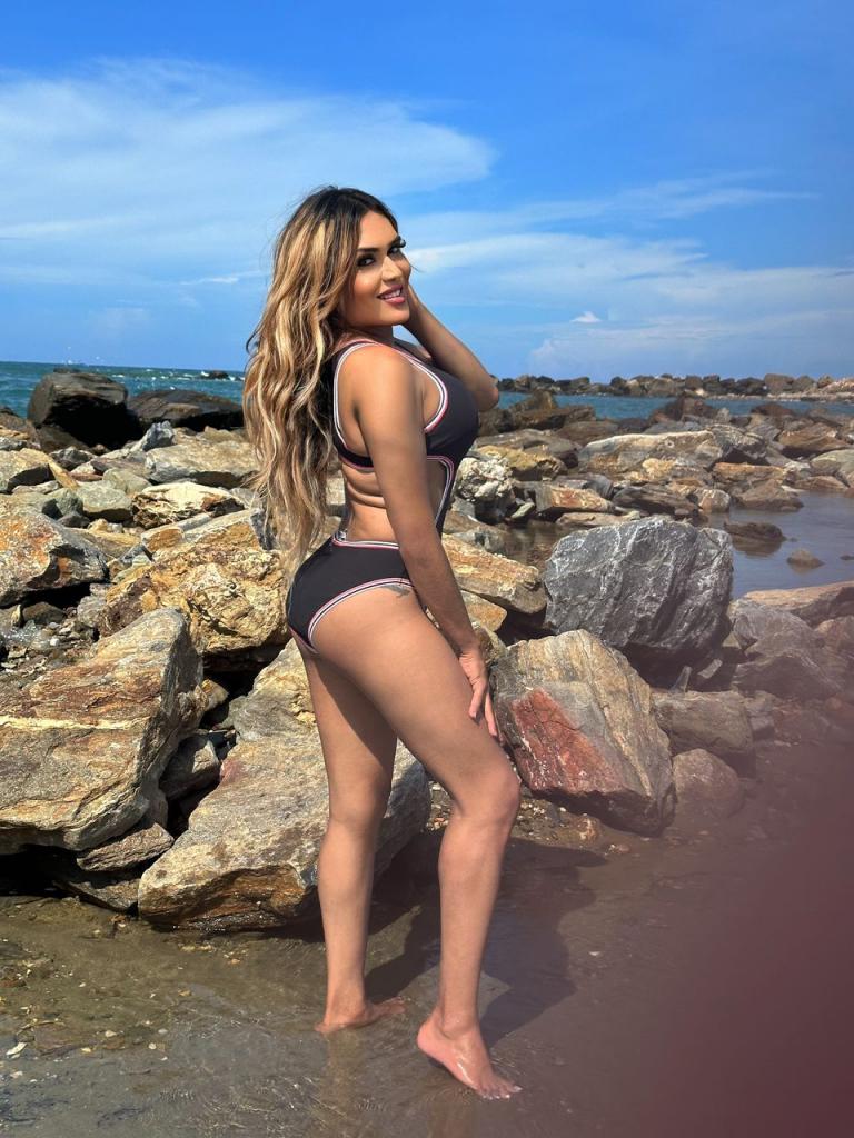 672034209: Transexual en Las Palmas