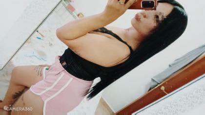 613989485: Chica busca chico en Barcelona